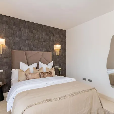 Penthouse Met Geweldig Zeezicht Apartment