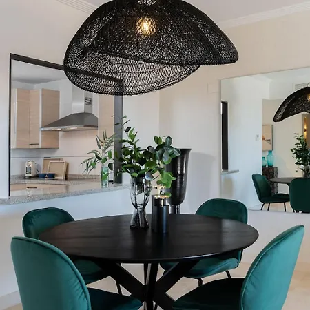 Penthouse Met Geweldig Zeezicht Apartment Estepona